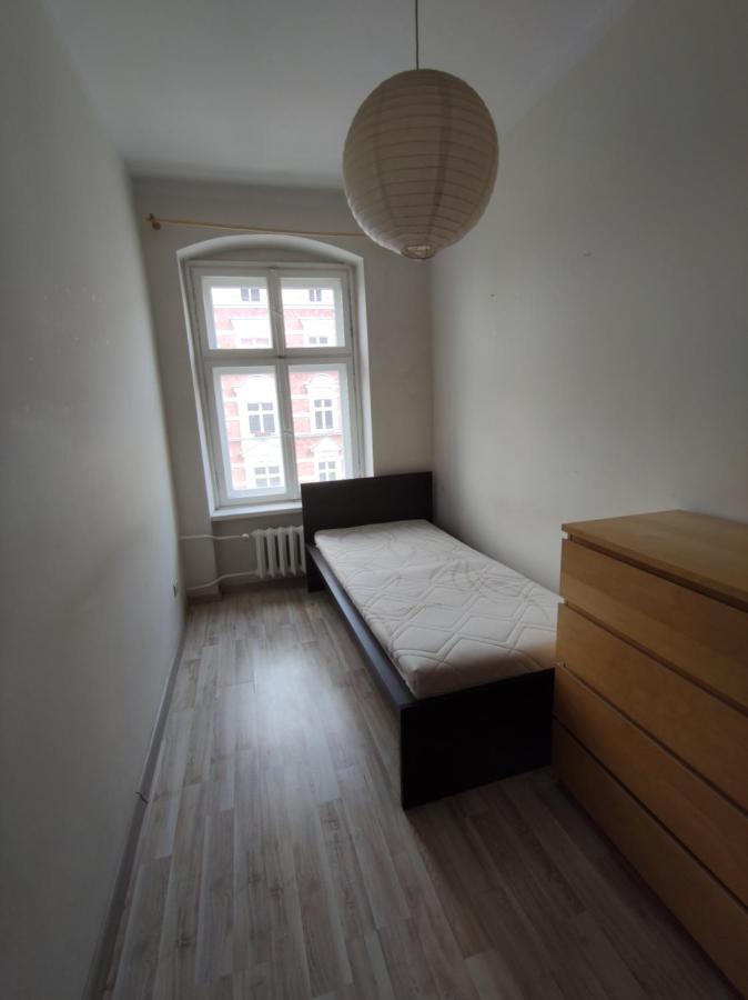 Апартаменты Przestronny Apartament Dla Czterech Osob Вроцлав Экстерьер фото